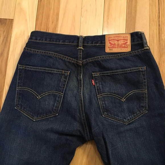 501® ORIGINAL FIT MEN'S JEANS W32 L 32 Dark Wash - Picture 7 of 10